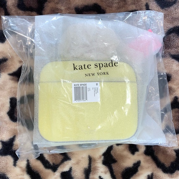 🌺HP🌺 Kate Spade Maddy Camera Bag (LimeLight) - Picture 13 of 13